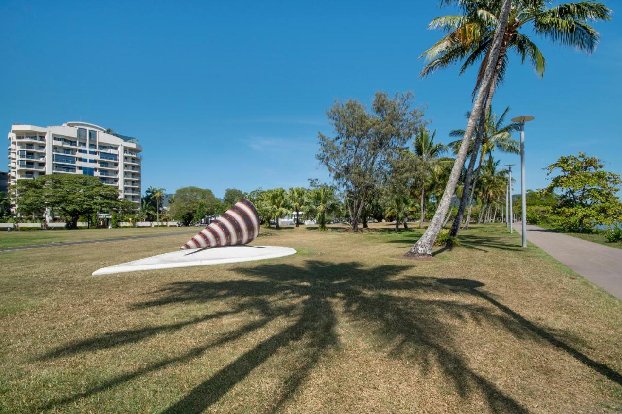 181 The Esplanade Aparthotel Cairns Exterior foto