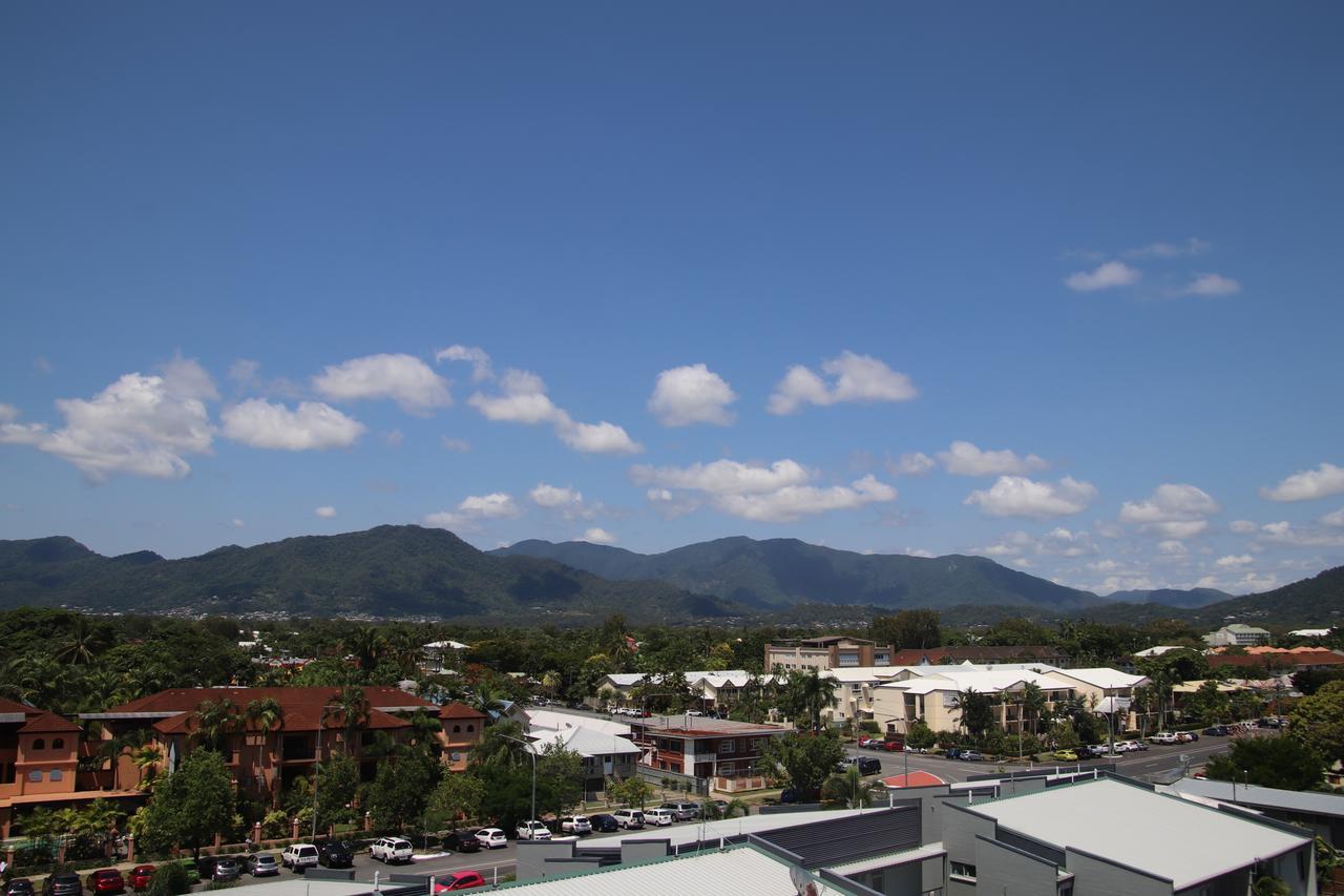 181 The Esplanade Aparthotel Cairns Exterior foto